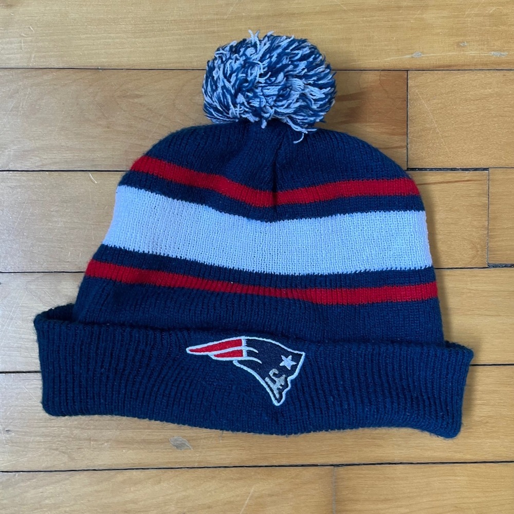 New England Patriots NFL Budweiser Beanie Hat Navy Blue Red White Pom Cuffed
